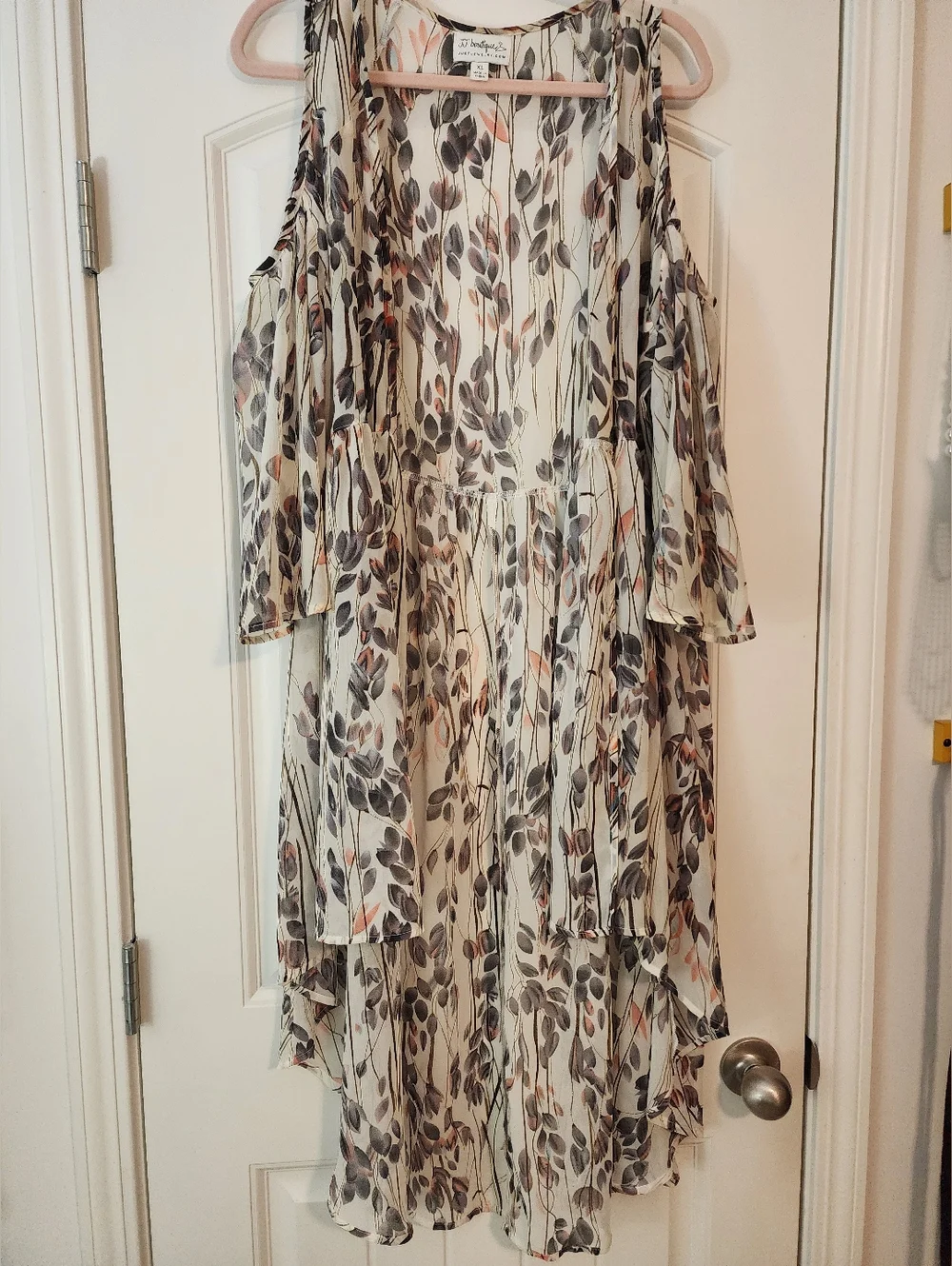 JJ Boutique Cold Shoulder Floral Chiffon Kimono Cream/Brown Sheer High-low XL
